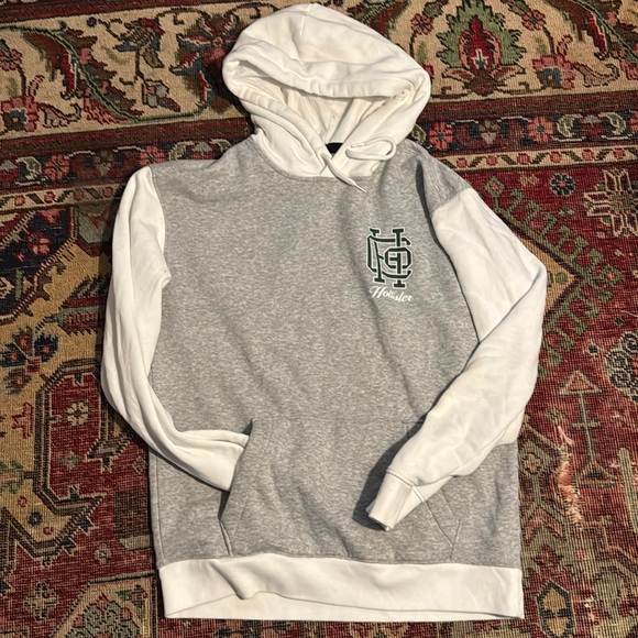 Hollister Gray and White Hoodie with Green Graphic - Picture 2 of 9